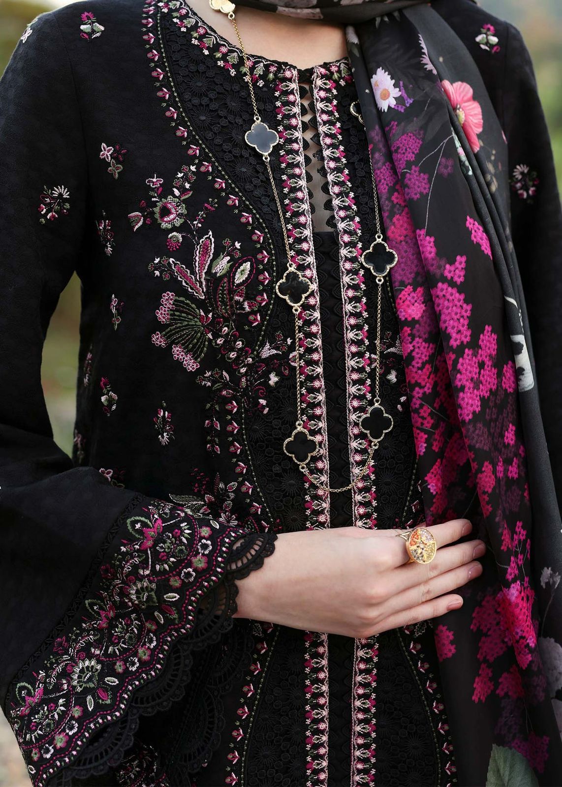 Kanwal Malik ISHA